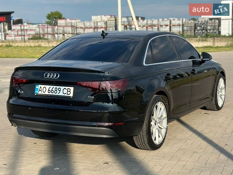 Седан Audi A4 2018 в Хусте