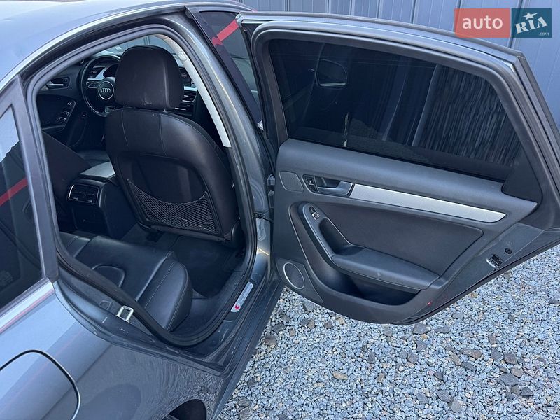 Седан Audi A4 2015 в Луцьку