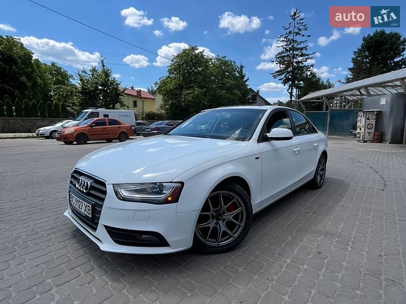 Седан Audi A4 2013 в Львові
