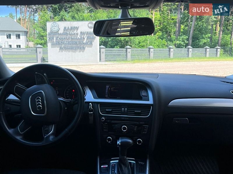 Седан Audi A4 2015 в Коростені