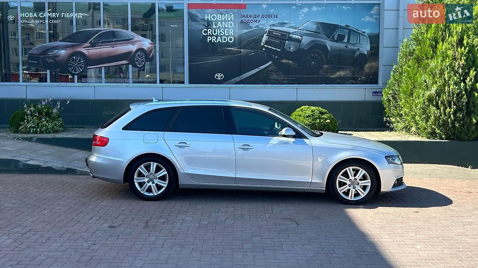 2010 Audi A4 - мініатюра 4
