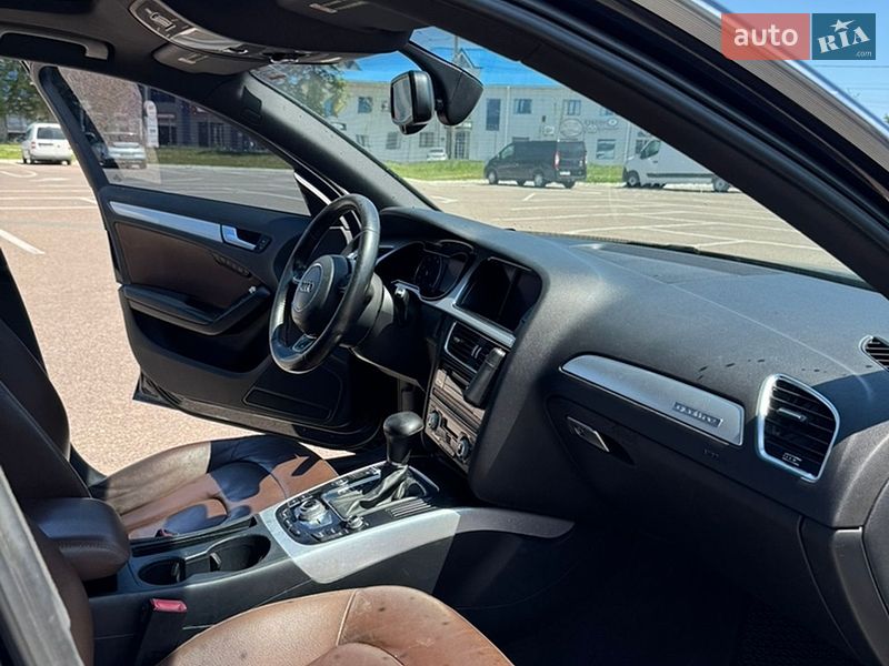 Седан Audi A4 2015 в Житомирі