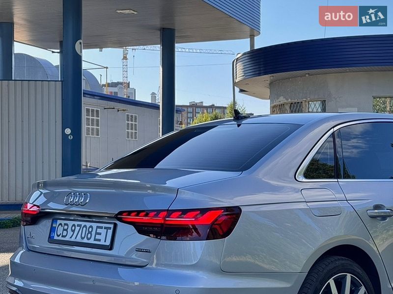 Седан Audi A4 2021 в Чернигове