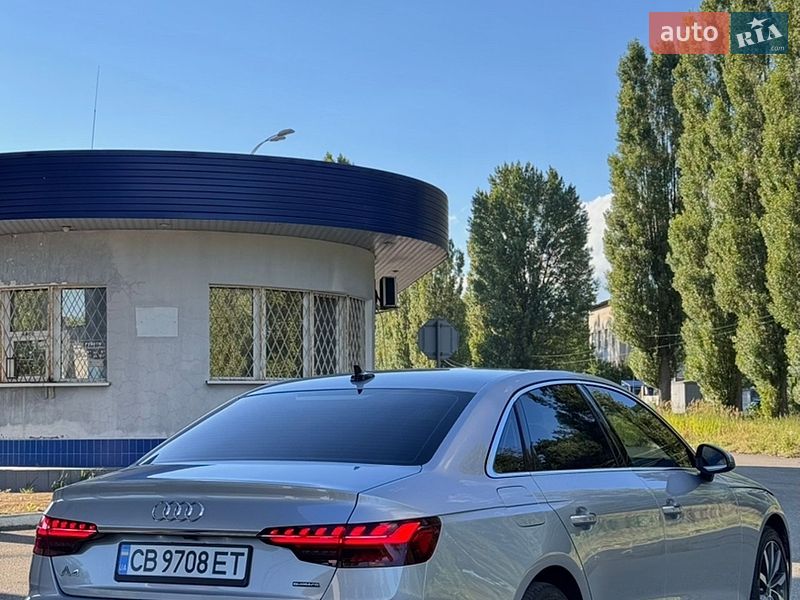 Седан Audi A4 2021 в Чернигове