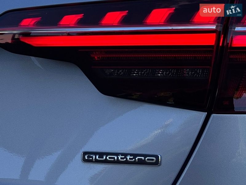 Седан Audi A4 2021 в Чернигове