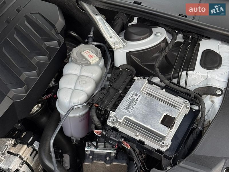 Седан Audi A4 2021 в Чернигове