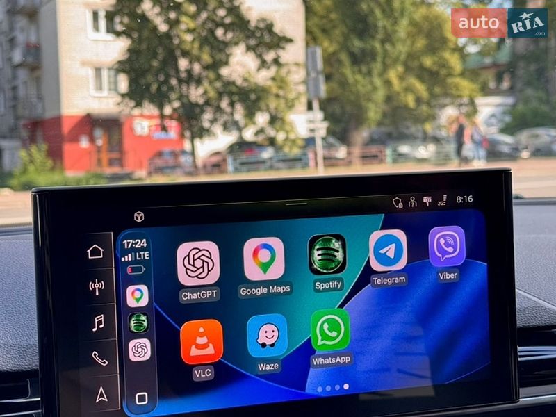 Седан Audi A4 2021 в Чернигове