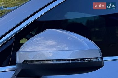 Седан Audi A4 2021 в Чернигове