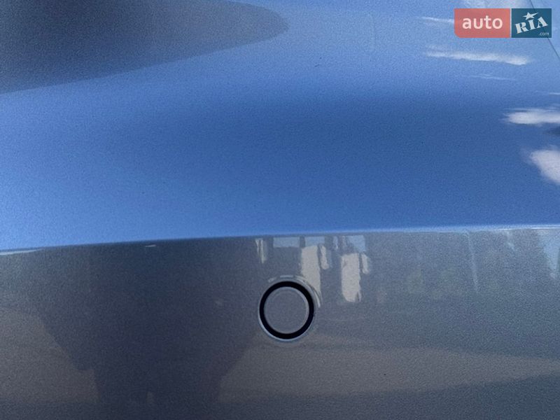 Седан Audi A4 2021 в Чернигове