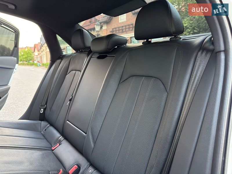 Седан Audi A4 2017 в Києві