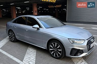 Седан Audi A4 2021 в Киеве