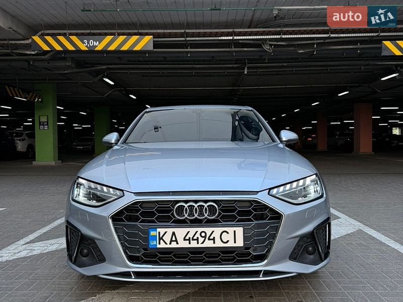 Седан Audi A4 2021 в Киеве