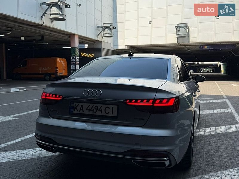 Седан Audi A4 2021 в Киеве