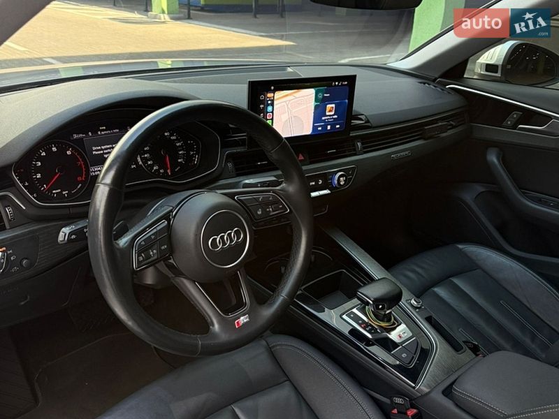 Седан Audi A4 2021 в Киеве