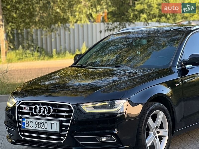 Універсал Audi A4 2012 в Новояворівську