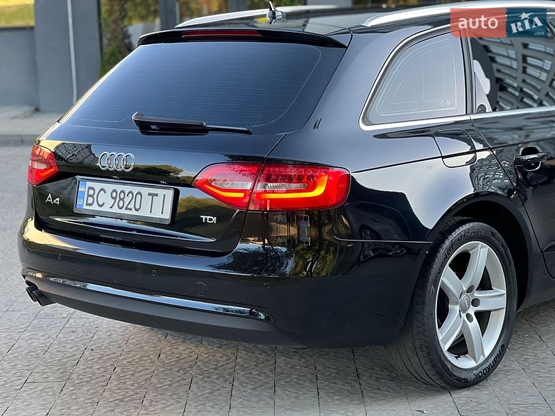 Універсал Audi A4 2012 в Новояворівську
