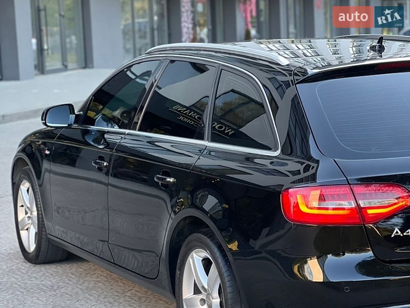 Універсал Audi A4 2012 в Новояворівську