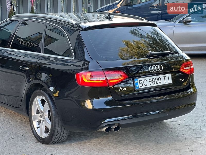 Універсал Audi A4 2012 в Новояворівську