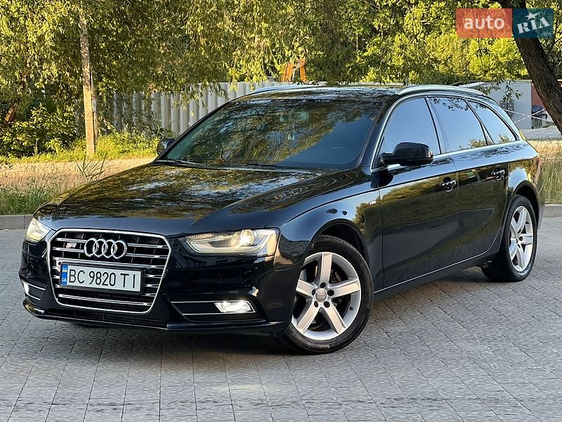 Універсал Audi A4 2012 в Новояворівську
