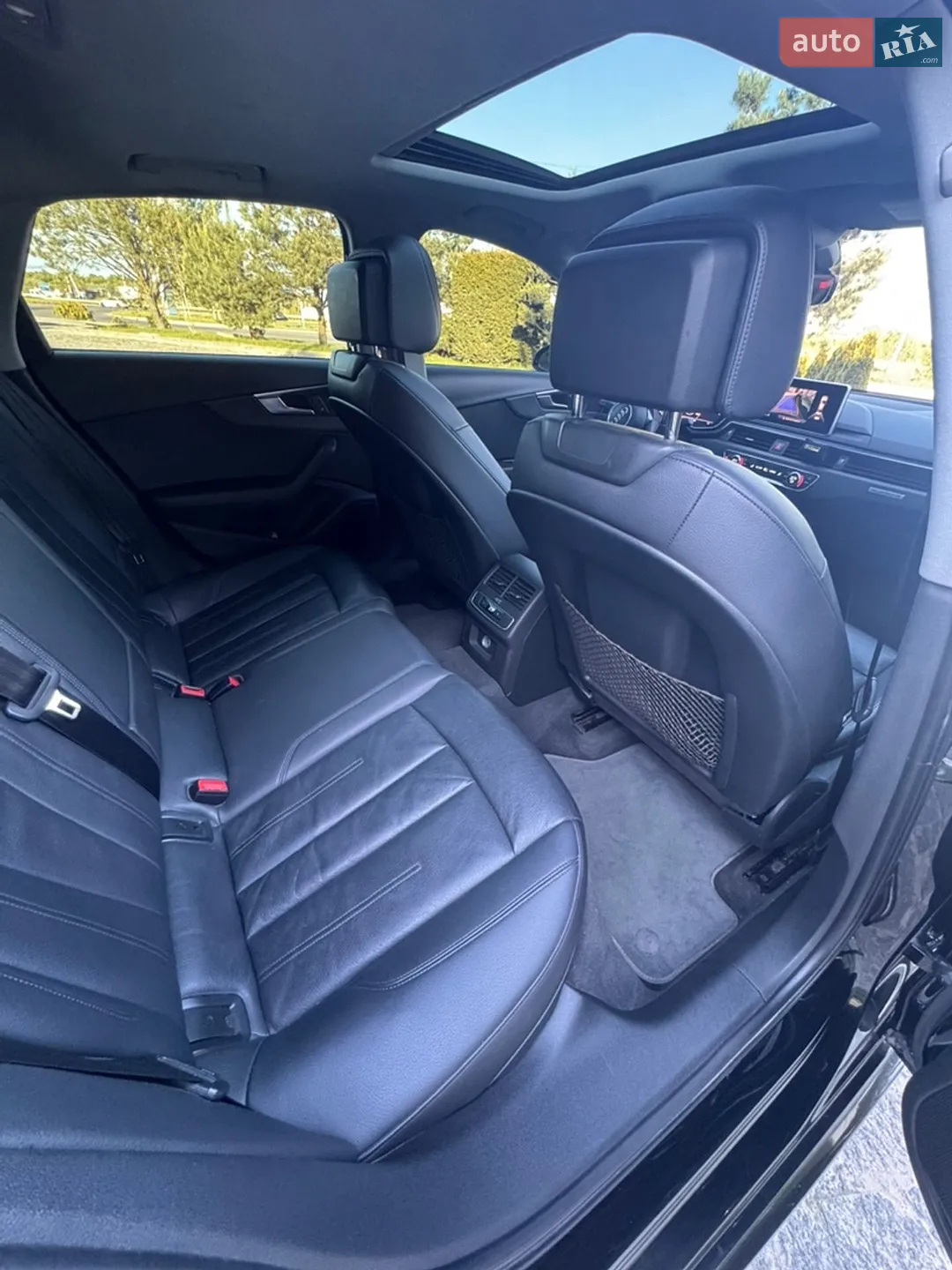 Audi A4 2016 VIN WAUDNAF45HN051170 фото оголошення 17 з 29