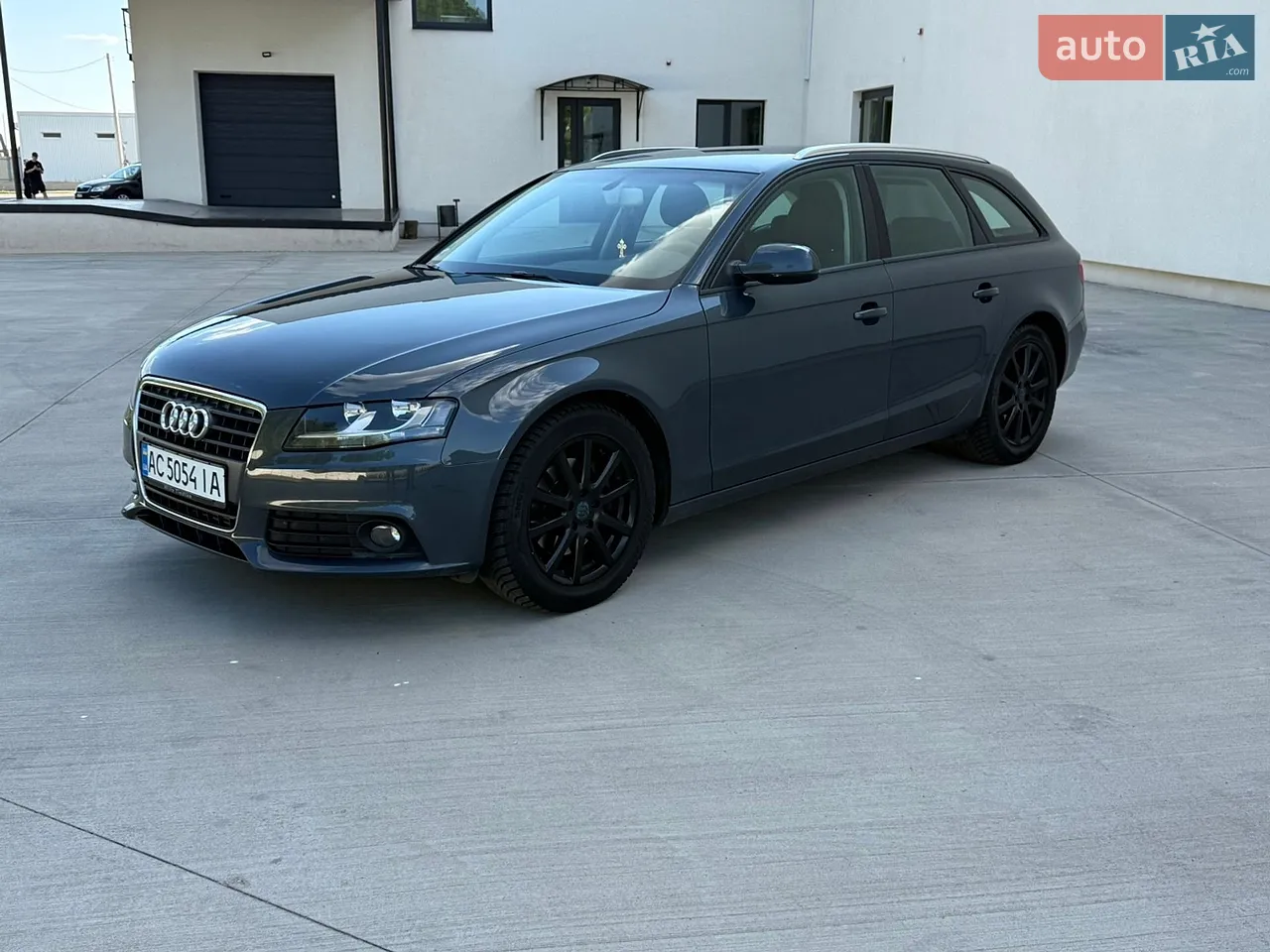 2010 Audi A4 - мініатюра 23