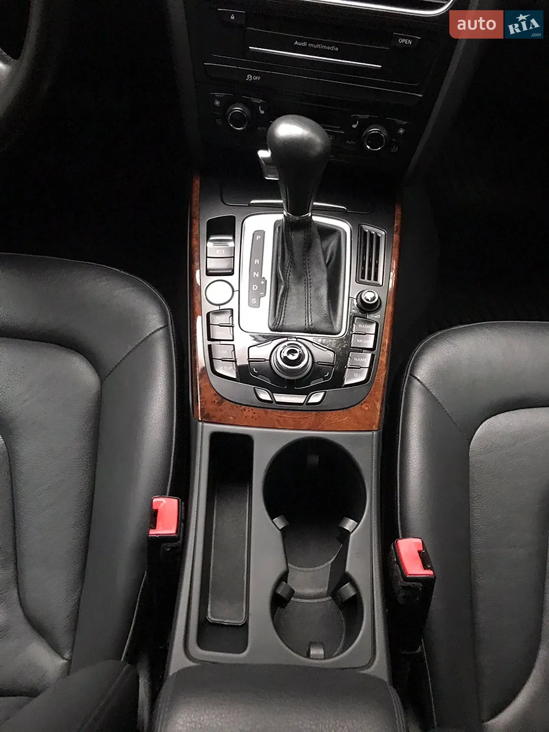 2011 Audi A4 - мініатюра 35