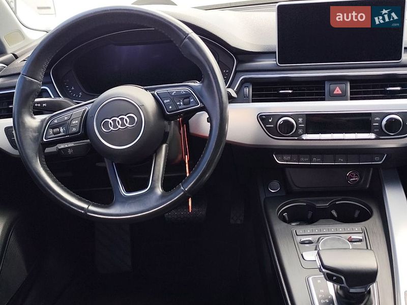 Седан Audi A4 2017 в Чернигове