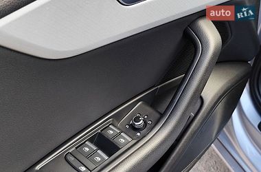Седан Audi A4 2017 в Чернигове