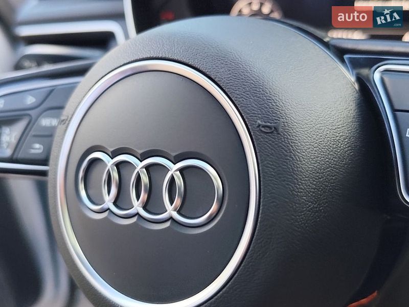 Седан Audi A4 2017 в Чернигове