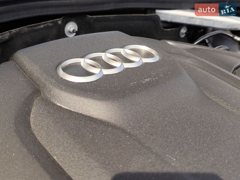 Седан Audi A4 2017 в Чернигове