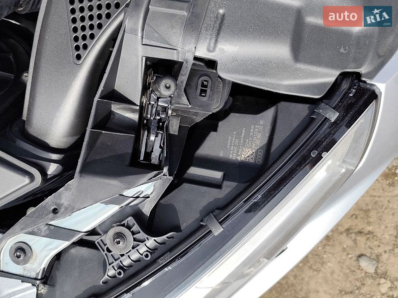 Седан Audi A4 2017 в Чернигове