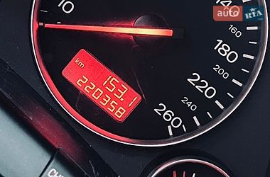 Седан Audi A4 2004 в Липовій Долині