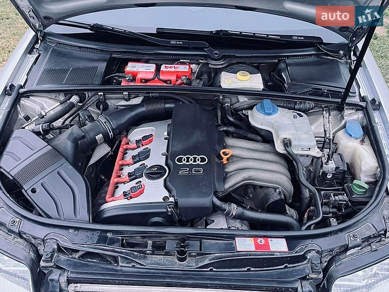 Седан Audi A4 2004 в Липовій Долині