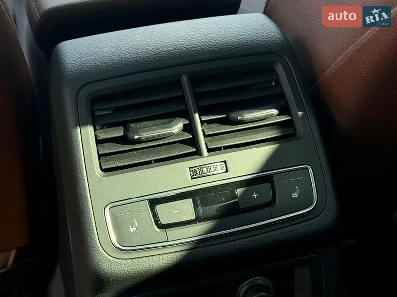 Audi A4 2019 VIN WAUENAF4XKN013008 фото оголошення 13 з 55