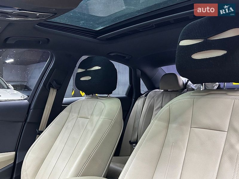 Седан Audi A4 2016 в Черновцах