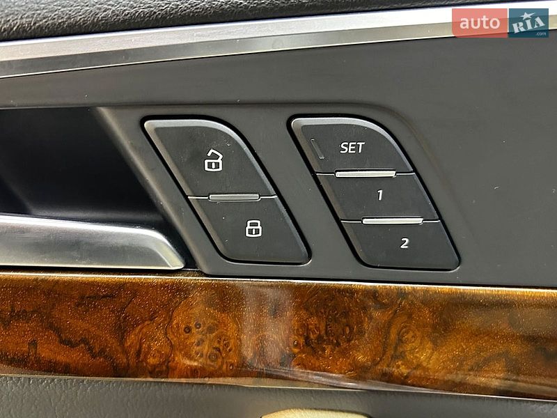 Седан Audi A4 2016 в Черновцах