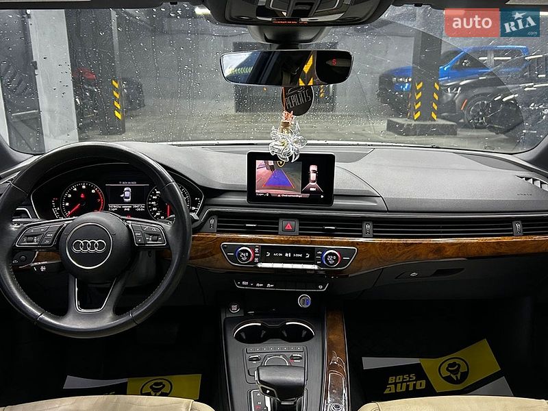 Седан Audi A4 2016 в Черновцах