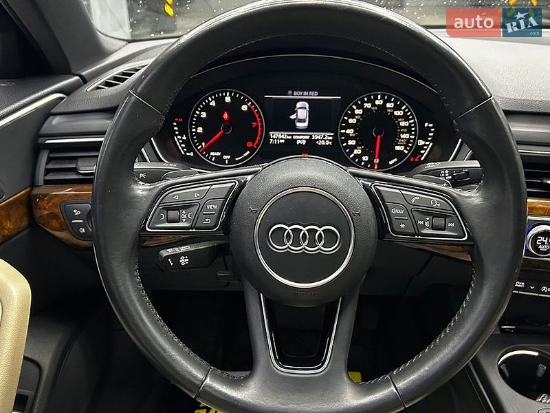 Седан Audi A4 2016 в Черновцах