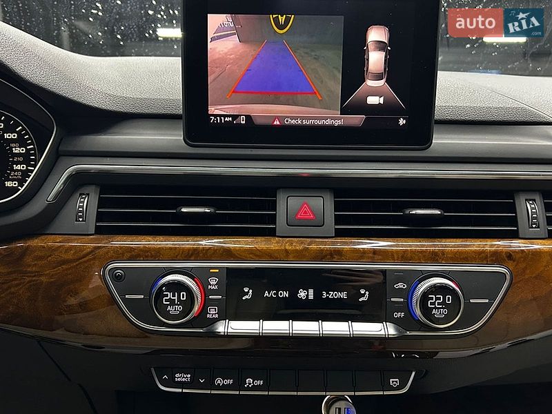 Седан Audi A4 2016 в Черновцах