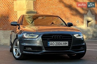 Седан Audi A4 2014 в Львове