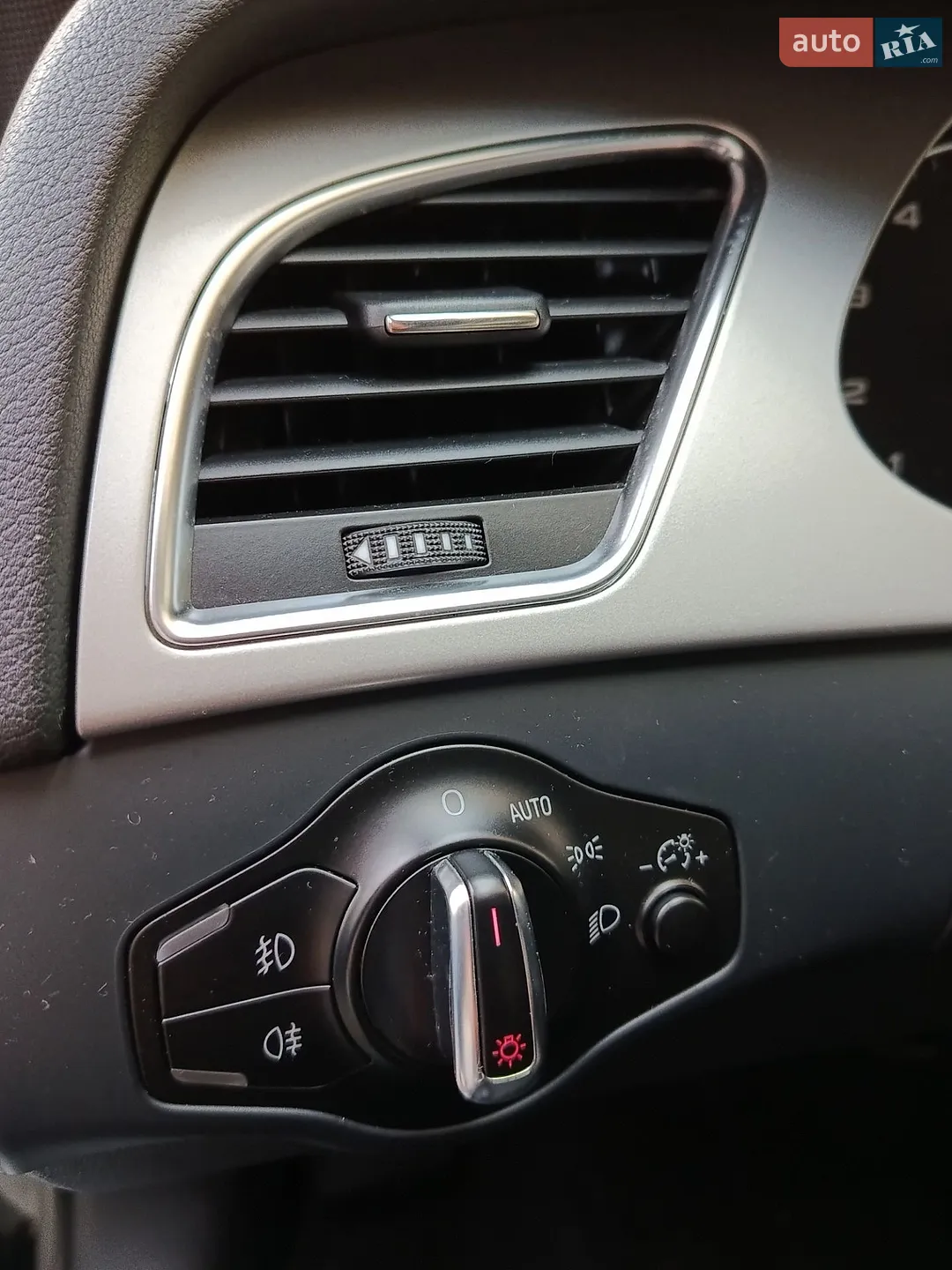 2011 Audi A4 - мініатюра 20