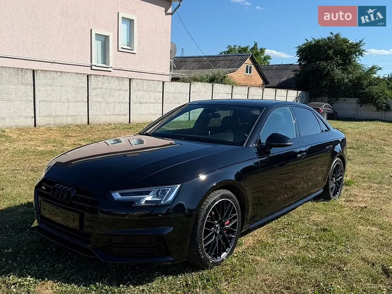 Audi A4 2017