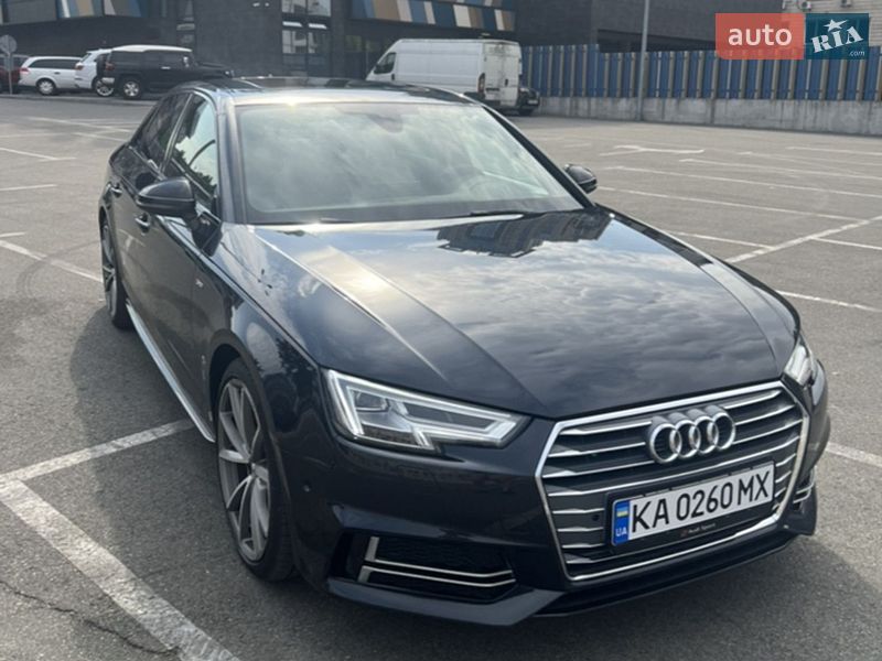 Седан Audi A4 2018 в Киеве