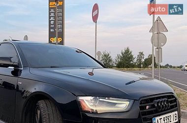 Седан Audi A4 2015 в Івано-Франківську