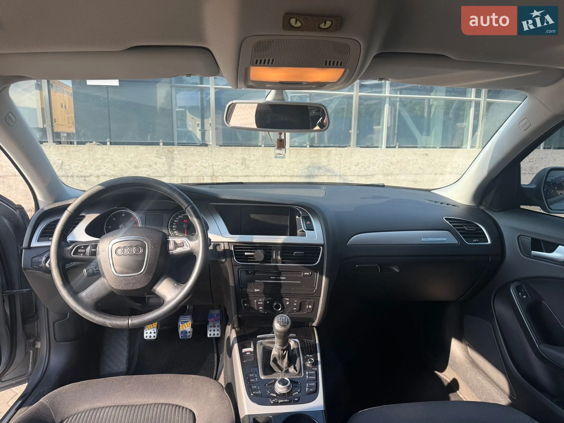 2011 Audi A4 - мініатюра 8