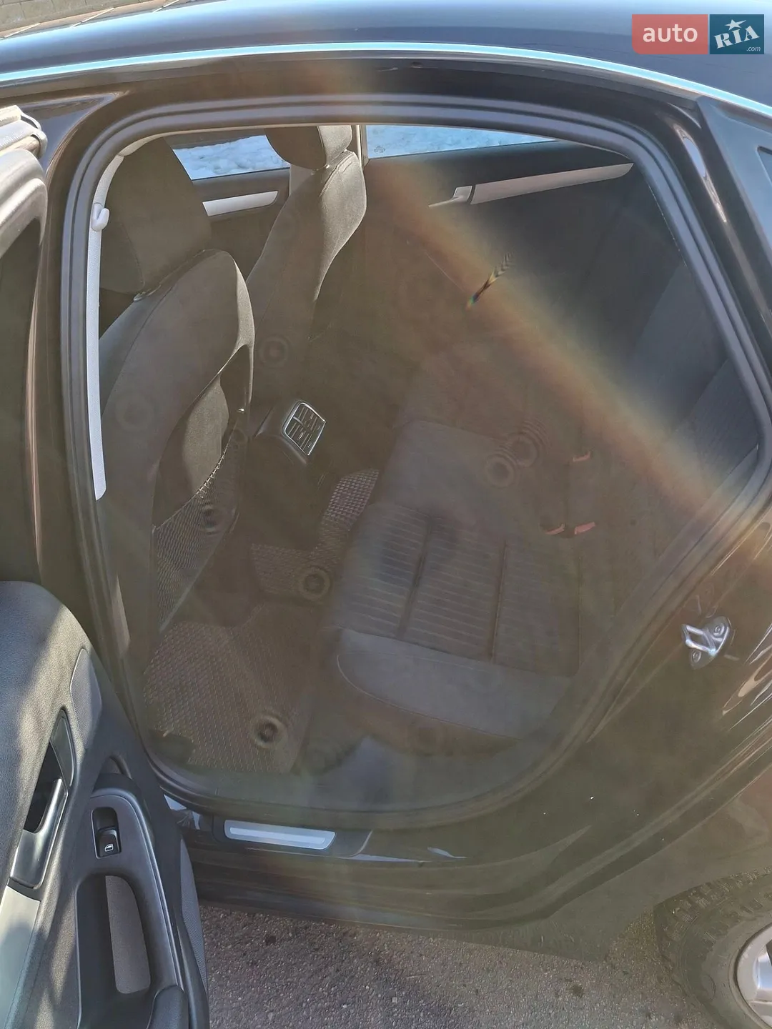 2011 Audi A4 - мініатюра 10