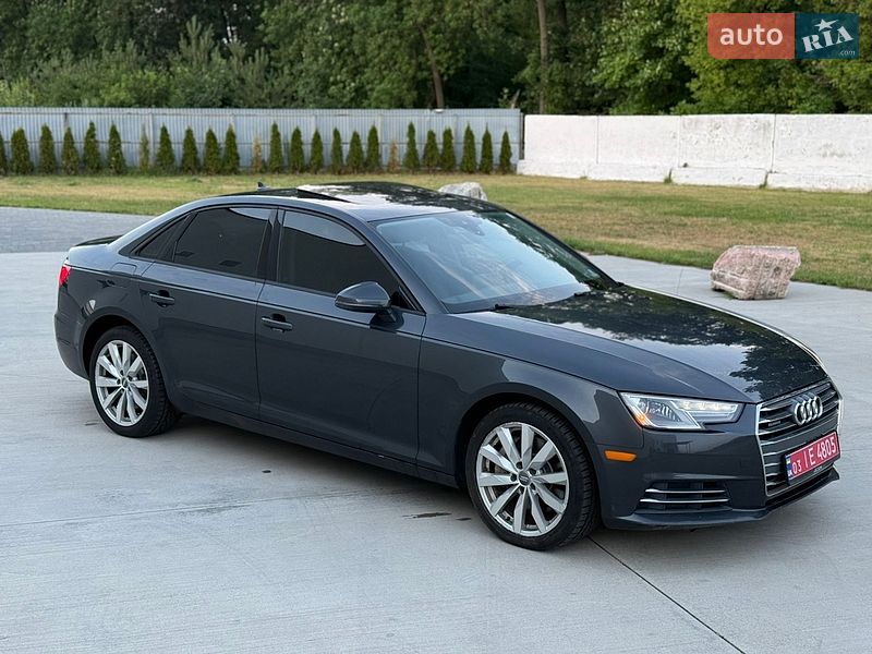 Седан Audi A4 2017 в Луцьку