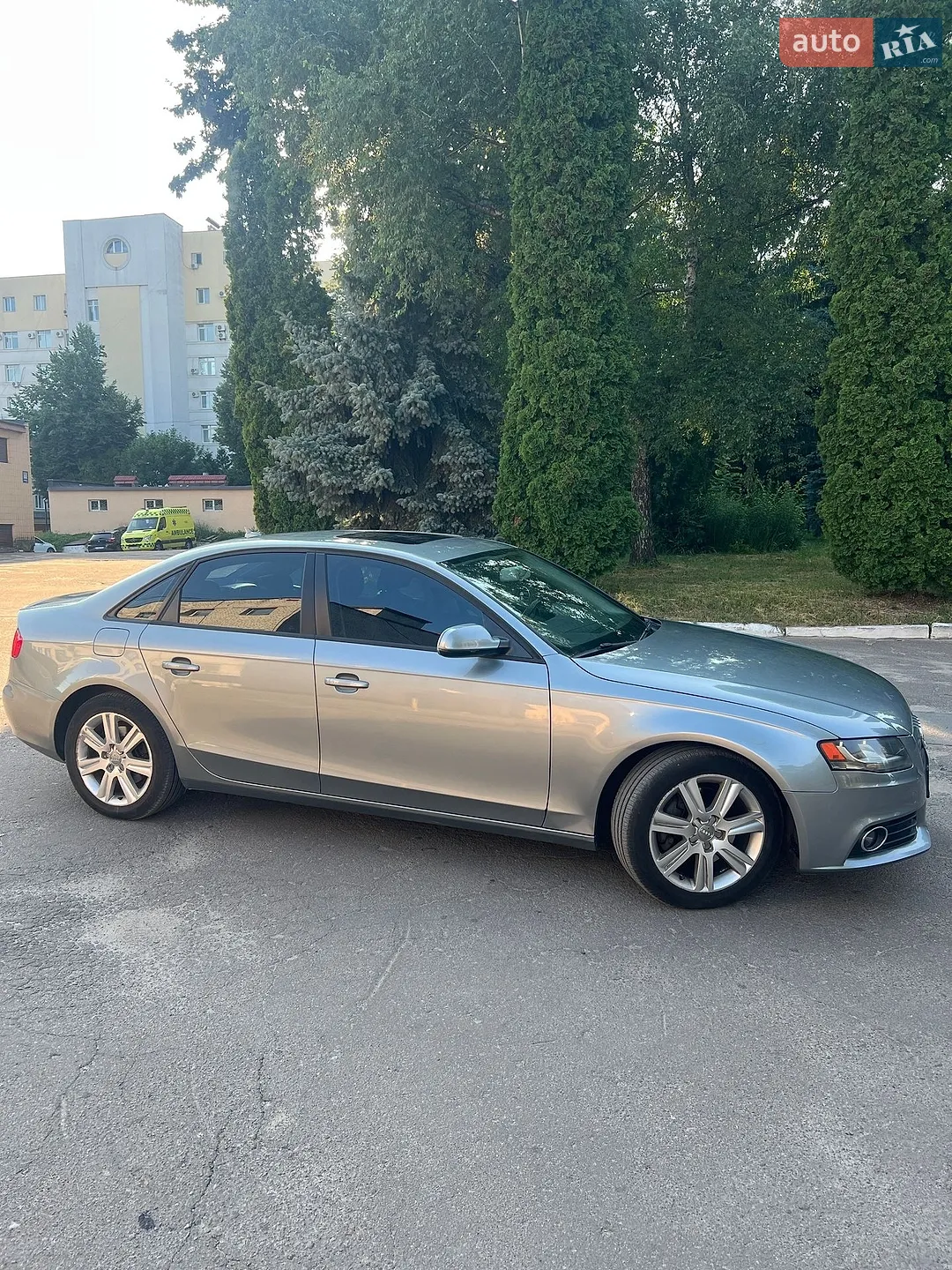 2010 Audi A4 - мініатюра 8