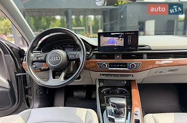 Седан Audi A4 2020 в Виннице