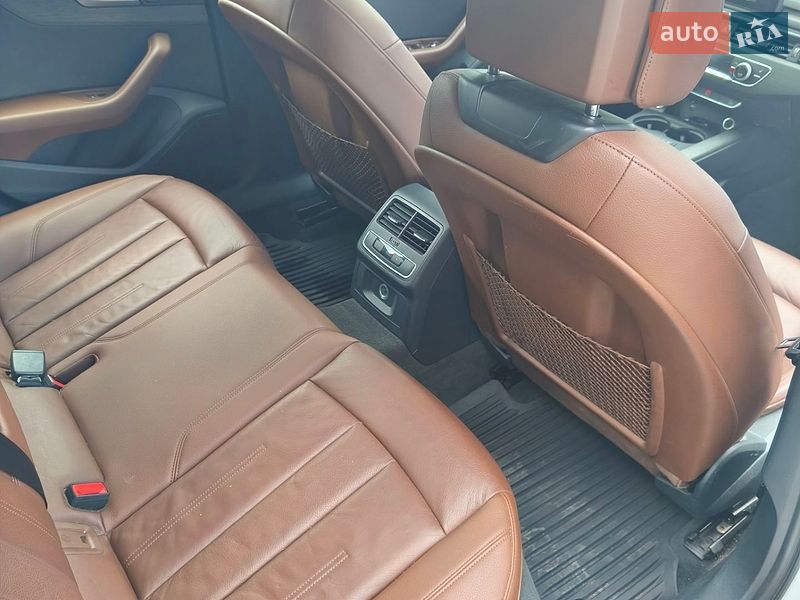 Седан Audi A4 2019 в Харькове